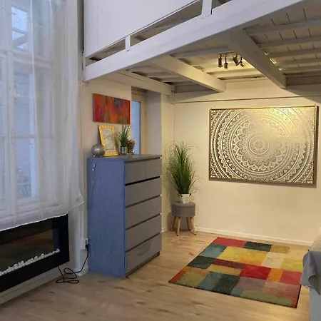 Cozy With Private Terrace At Oktogon 아파트 부다페스트